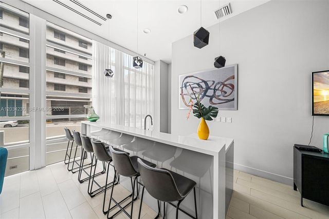 665 NE 25th Street 802, Miami, FL 33137