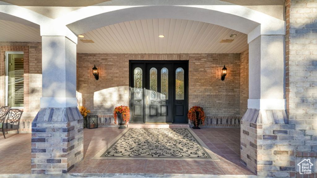 Image 5 of property listing at 1501 OAKHAVEN LN, Wanship, UT 84017