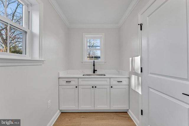 438 4TH AVE, Deptford, NJ 08096