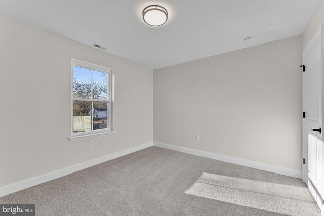 438 4TH AVE, Deptford, NJ 08096