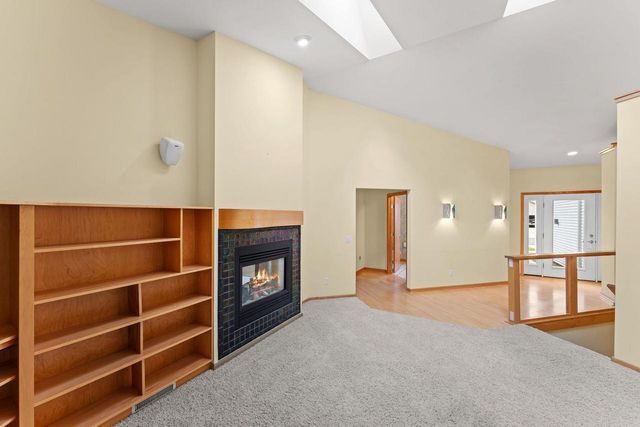 809 Hanksfield Place, Prairie Du Sac, WI 53578