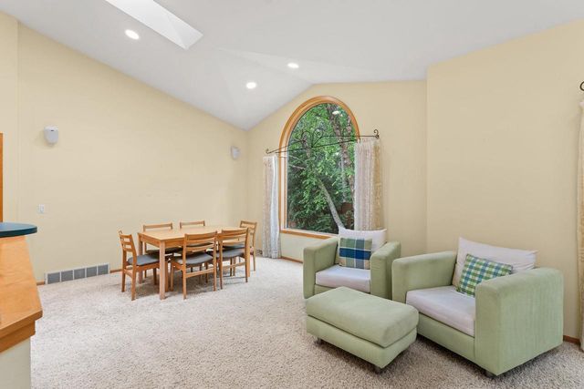 809 Hanksfield Place, Prairie Du Sac, WI 53578