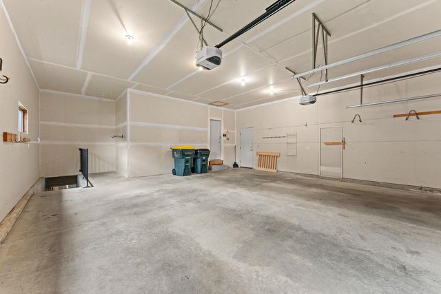 809 Hanksfield Place, Prairie Du Sac, WI 53578