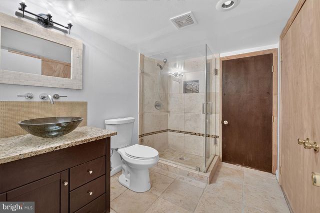 1204 ORONOCO ST, Alexandria, VA 22314
