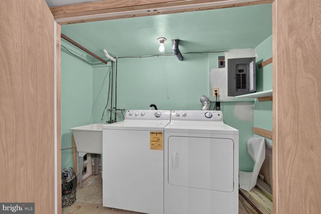 1204 ORONOCO ST, Alexandria, VA 22314