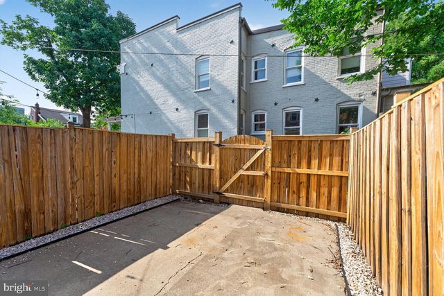 1204 ORONOCO ST, Alexandria, VA 22314