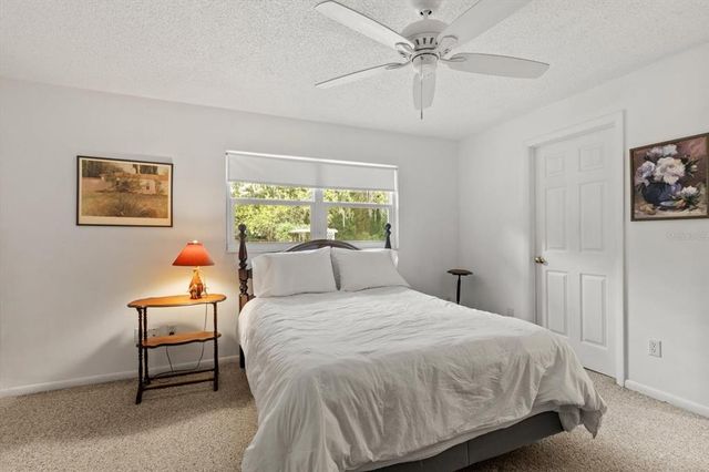 25 S HIBISCUS AVENUE, Crystal River, FL 34429