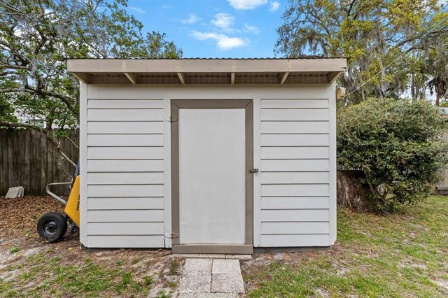 25 S HIBISCUS AVENUE, Crystal River, FL 34429
