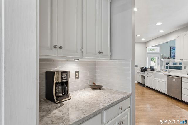 9 Marlin Road, Newtown, CT 06482