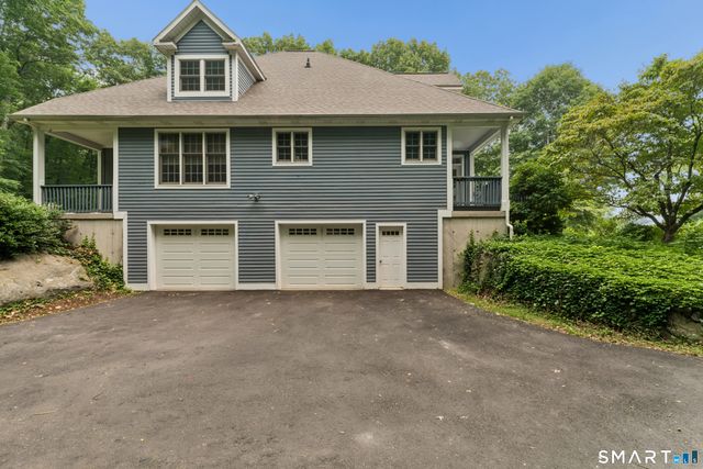 9 Marlin Road, Newtown, CT 06482