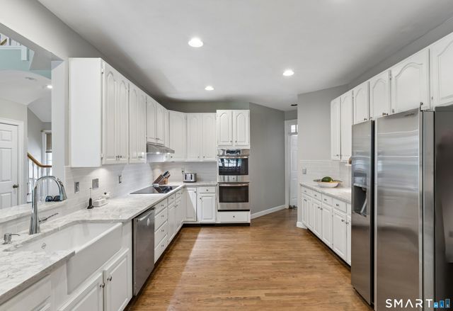 9 Marlin Road, Newtown, CT 06482