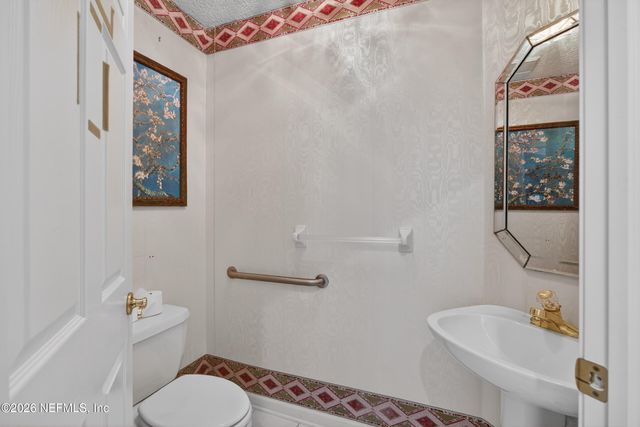 525 SUGAR GROVE Place, Orange Park, FL 32073