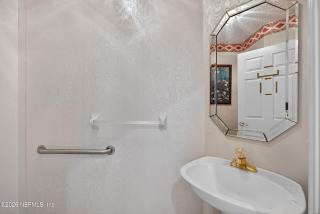 525 SUGAR GROVE Place, Orange Park, FL 32073