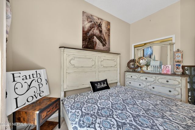 525 SUGAR GROVE Place, Orange Park, FL 32073