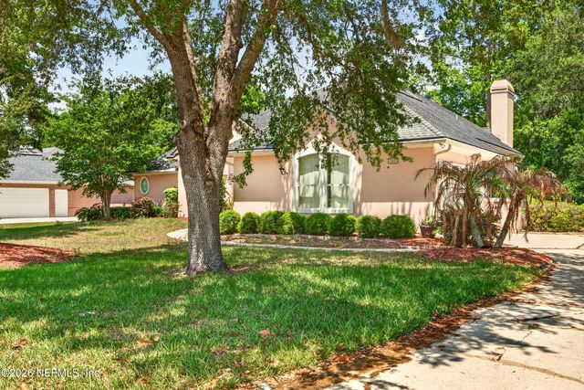 525 SUGAR GROVE Place, Orange Park, FL 32073