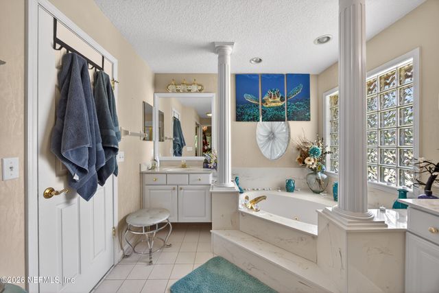 525 SUGAR GROVE Place, Orange Park, FL 32073