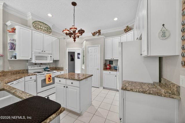 525 SUGAR GROVE Place, Orange Park, FL 32073