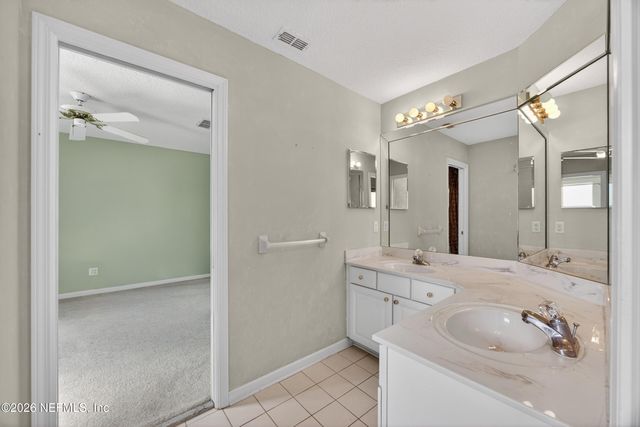 525 SUGAR GROVE Place, Orange Park, FL 32073