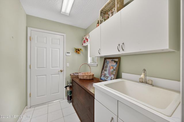 525 SUGAR GROVE Place, Orange Park, FL 32073