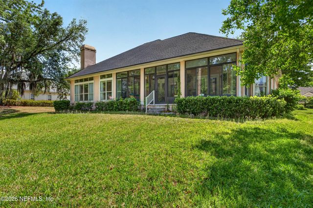 525 SUGAR GROVE Place, Orange Park, FL 32073