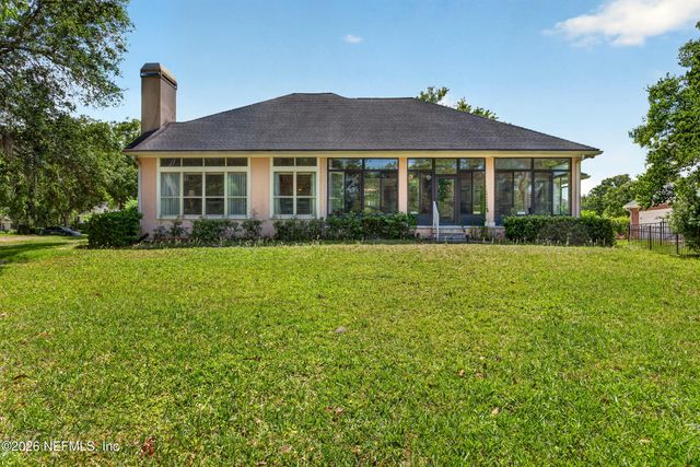 525 SUGAR GROVE Place, Orange Park, FL 32073