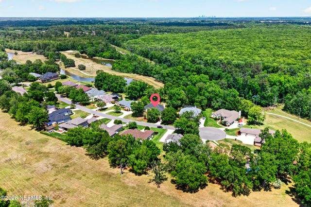 525 SUGAR GROVE Place, Orange Park, FL 32073