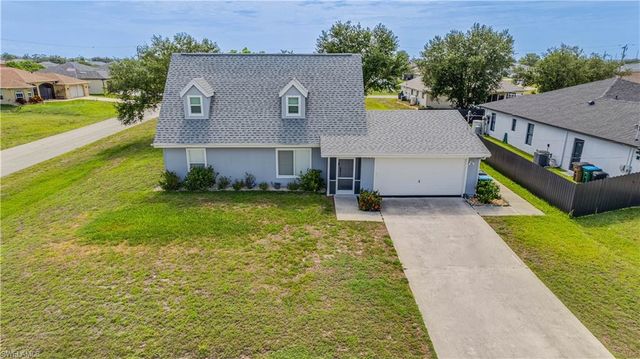 2010 NW 2nd PL, Cape Coral, FL 33993