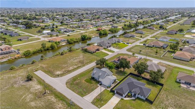 2010 NW 2nd PL, Cape Coral, FL 33993