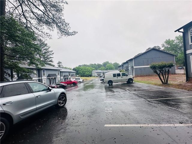 2340 Beaver Ruin Road 20, Norcross, GA 30071