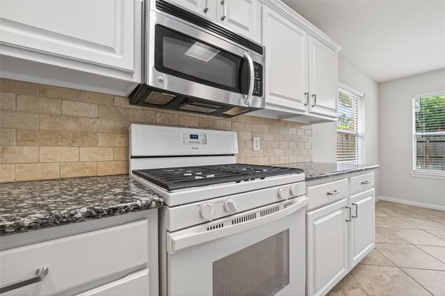 4915 Lochman Lane, Pearland, TX 77584
