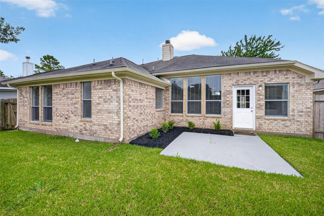 4915 Lochman Lane, Pearland, TX 77584