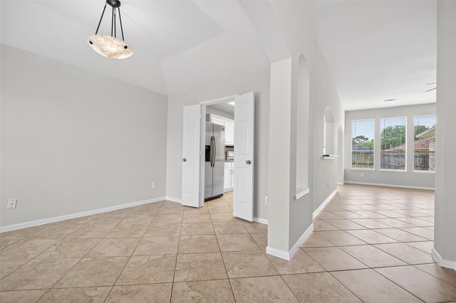 4915 Lochman Lane, Pearland, TX 77584