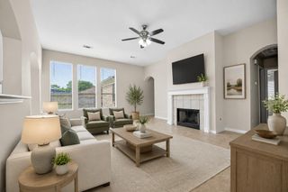 4915 Lochman Lane, Pearland, TX 77584