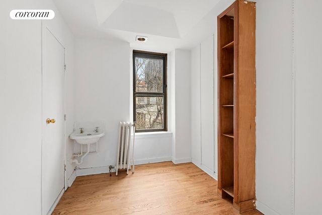 409 Edgecombe Ave Apt 2A, New York City, NY 10032