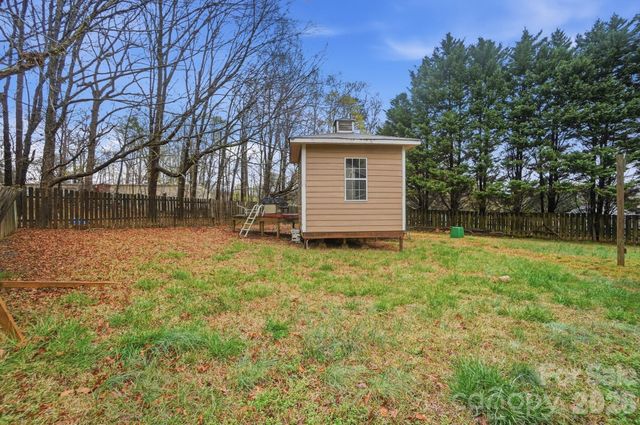 5153 Blackberry Lane, Matthews, NC 28104