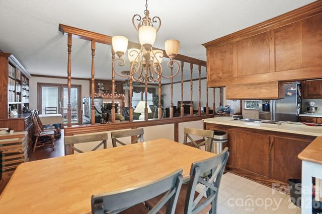 5153 Blackberry Lane, Matthews, NC 28104