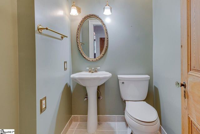 522 Cleveland Street, Greenville, SC 29601
