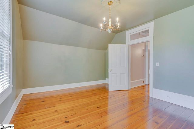 522 Cleveland Street, Greenville, SC 29601