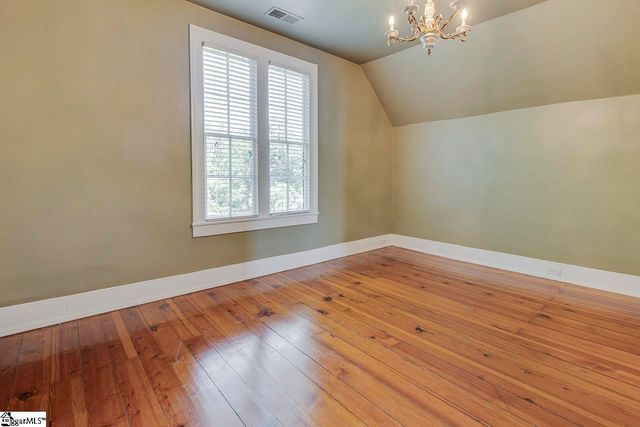 522 Cleveland Street, Greenville, SC 29601