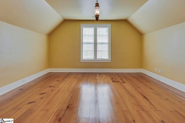 522 Cleveland Street, Greenville, SC 29601