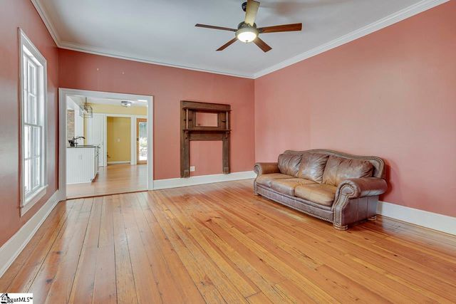 522 Cleveland Street, Greenville, SC 29601