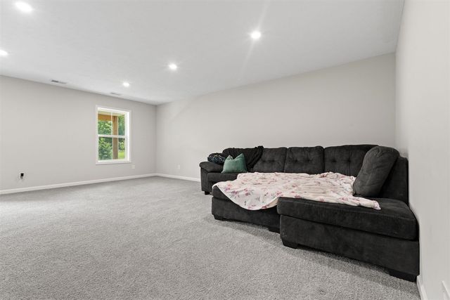 1182 Freshfield Drive, Byron Center, MI 49315