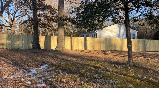 3412 Woodstock RD, Gloucester, VA 23061