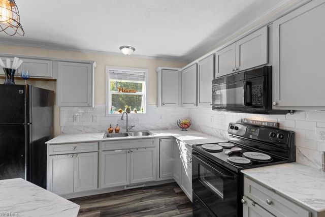 3412 Woodstock RD, Gloucester, VA 23061