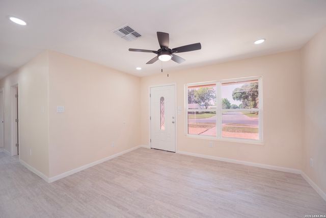 1623 Kendalia Ave., San Antonio, TX 78224