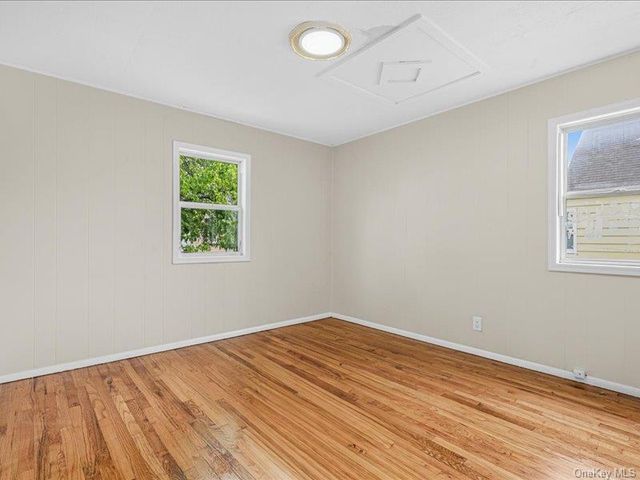 98 Lincoln Street, Elmont, NY 11003