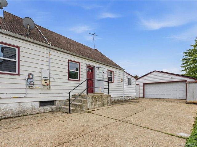 98 Lincoln Street, Elmont, NY 11003