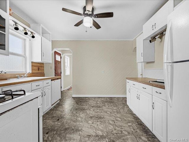 98 Lincoln Street, Elmont, NY 11003