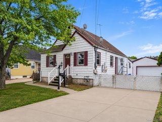 98 Lincoln Street, Elmont, NY 11003