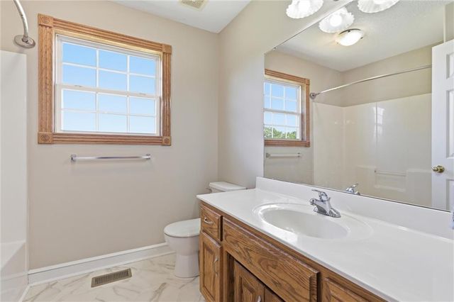 28918 Hala Lane, Harrisonville, MO 64701